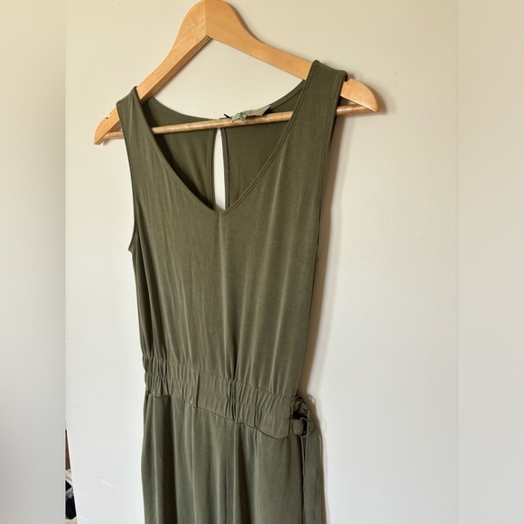 SATURDAY SUNDAY BY ANTHROPOLOGIE | sleeveless side buckle jumpsuit | - Picture 6 of 10
